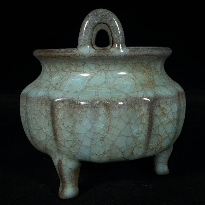 宋汝窯冰裂紋雙耳三足爐，高12.5直徑12.5cm，3001531 瓷器官窯汝窯【古