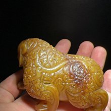 舊高古玉，戰漢玉器，老玉和田玉玉熊造型獨特，工藝精湛，玉質飽細膩