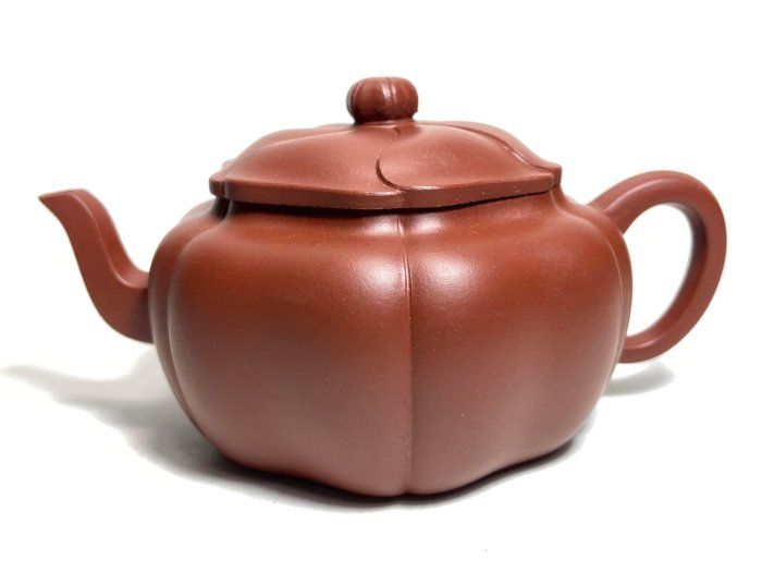 中国宜興紫砂壺 中國宜興紫砂壺～菱花君德壺/大紅袍/郝彤彤| Yahoo拍賣