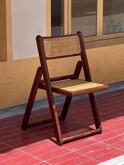 【二手】【國內現貨】法國藤面折疊木椅   數量2把 狀態: 正常中古使用痕跡，"包漿"色澤質感很好 家居 回流 擺件
