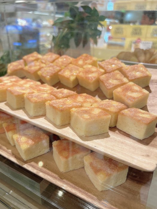 ＊日式雜貨館＊北海道限定 snow cheese&nbsp;SNOW白巧起司雪捲 White Cheese Snow Roll 起司蛋糕 牛奶糖