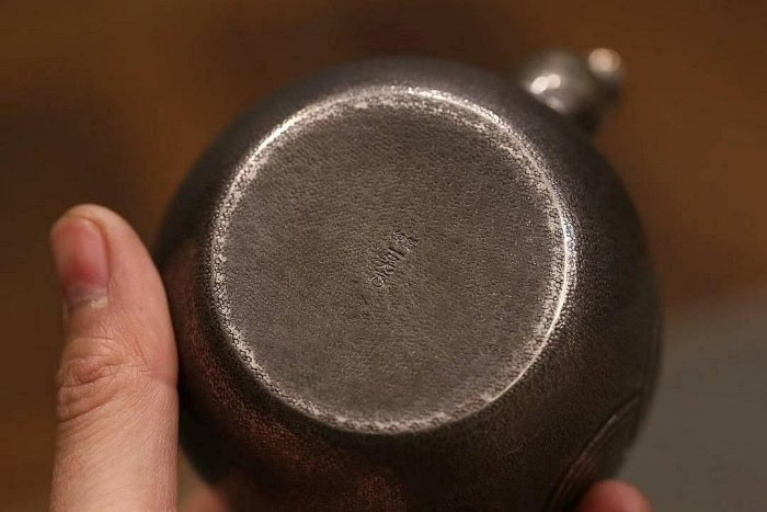 日本一晃齋純銀螺旋紋小銀壺民俗收藏品回流老貨古董舊貨-11828【錦福瑞