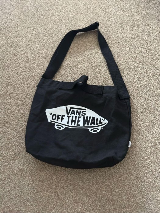 VANS 黑色運動帆布斜揹包另附小包包／全新閑置
