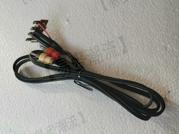 勝利victor黑膠唱機JL-F30訊號輸出線，原裝拆機件，線長1.45米，正宗70年代老線【易麥潮流】