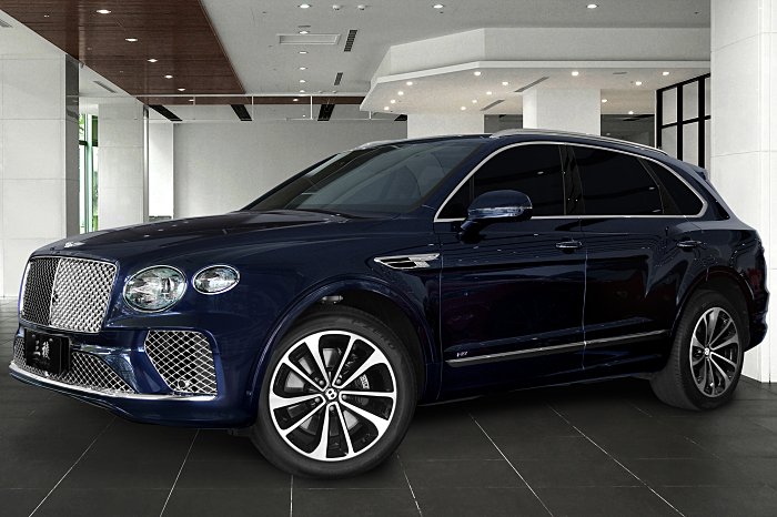 =三稜汽車=正2022年06月 BENTAYGA V8 4.0 *總代理*