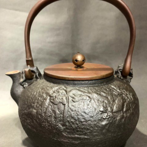 大阪龜文堂.山水家屋.若松飛瀑.銅提把老鐵壺(561)金壽堂龍文堂光玉堂