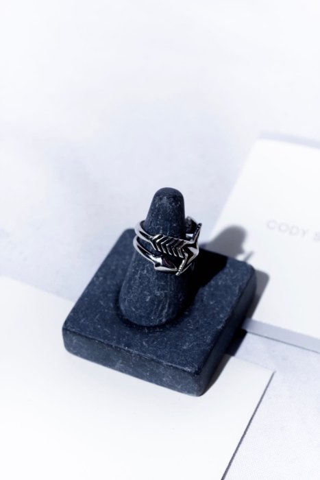 Cody Sanderson Double Large Arrow Star Ring. 星星戒指科迪.桑
