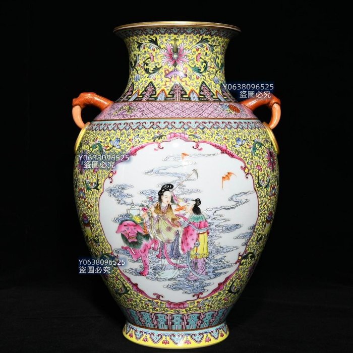 清乾隆粉彩福在眼前雙耳瓶，高33.5cm直徑22.5cm，編號50 粉彩琺瑯彩