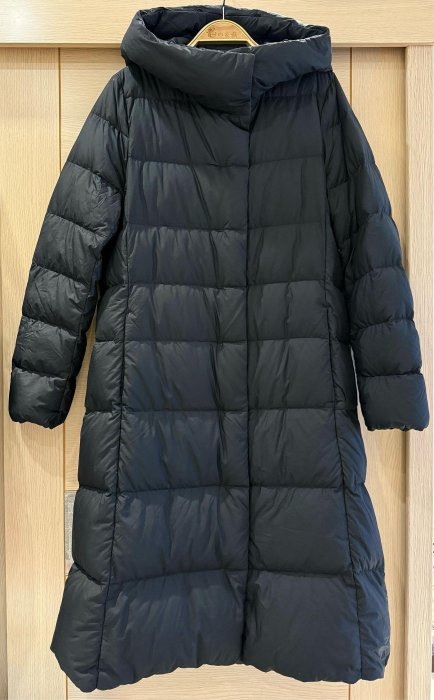 專櫃品牌 Uniqlo 優衣庫 長版連帽羽絨大衣外套（女）M號