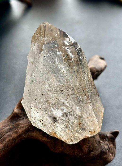 原石 水晶 ZX现货天然白紫茶黄水晶簇原石：让你的家充满神秘魅力