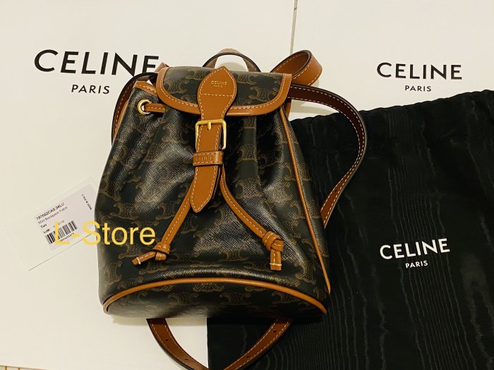 L-store@現貨Lisa 同款CELINE TRIOMPHE 經典帆布小牛皮BACKPACK FOLCO