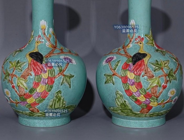 大清乾隆粉彩開片雕刻孔雀紋瓶（22×13cm）500767 青花五彩粉彩二手【古