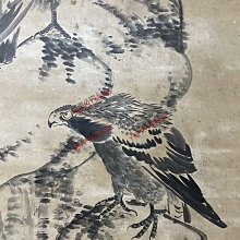八大山人鷹圖，尺寸94×43厘米，紙本水墨，畫工精湛畫面兩只雄鷹盤桓枝