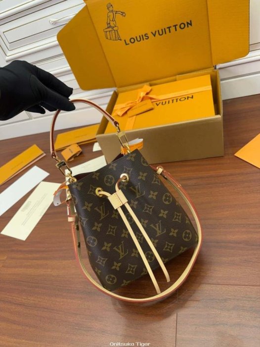 二手LV M46581 Néonoé BB 老花色 抽色 手提單肩斜跨包