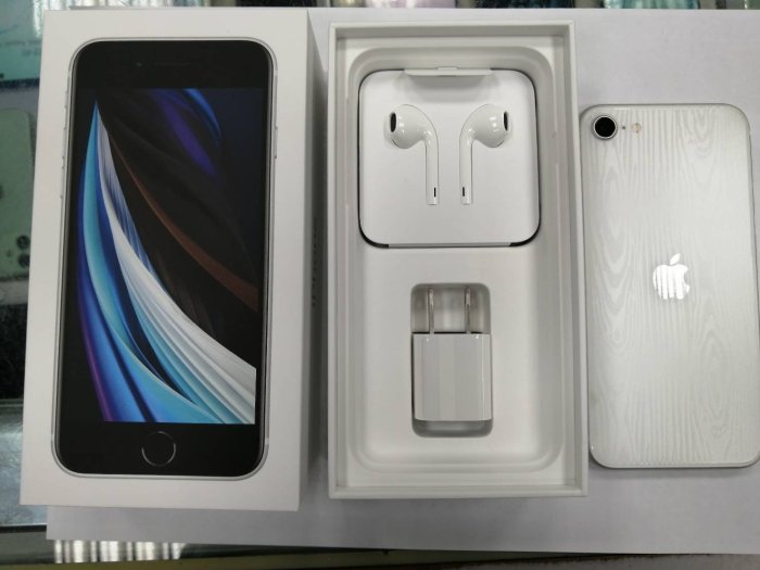 (台中手機GO) Apple iPhone SE2020 128GB SE2中古機保固內