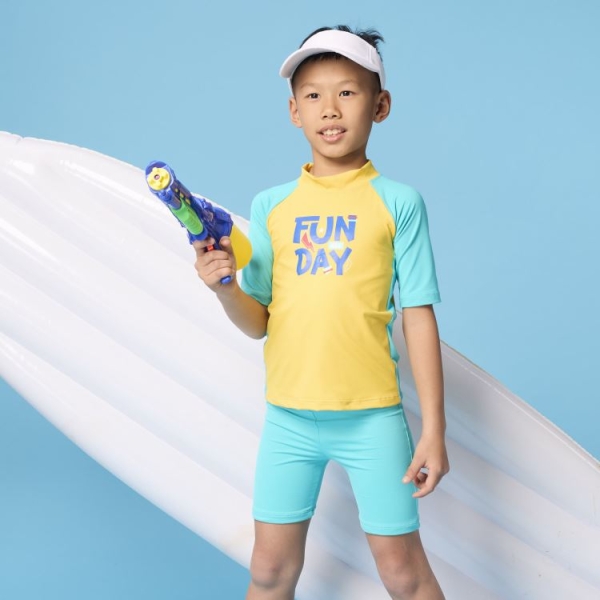 現貨台灣製造男小童萊卡短袖泳衣泳褲二件式泳裝【36-66-H113901-25】ibella艾貝拉