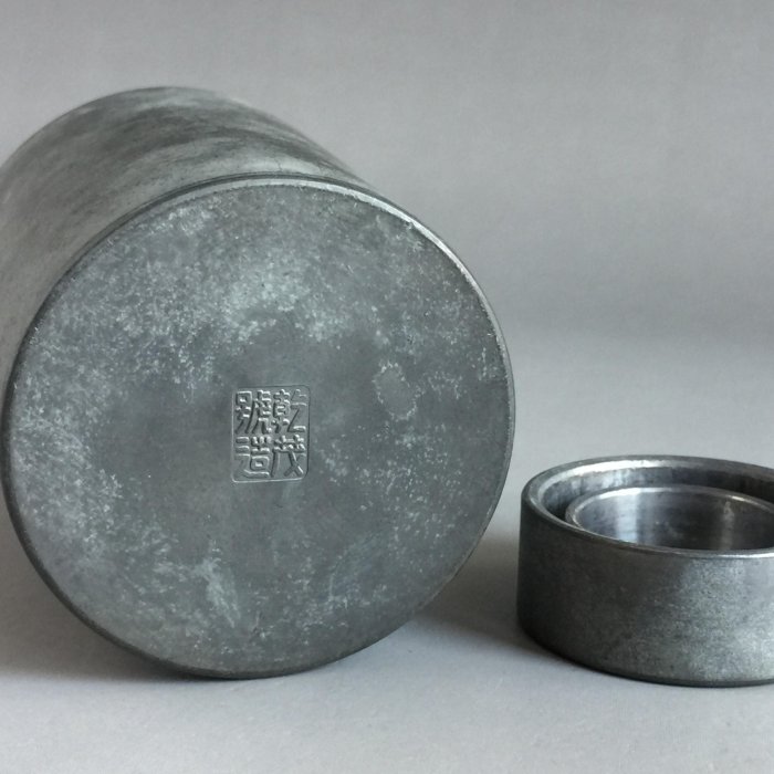 本齋】一元起標每週三結標~~日本煎茶道具『乾茂號造』錫茶入茶筒