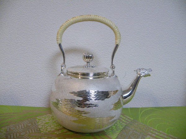 日本銀川堂純銀壺約543g 有純銀刻印～～ 純銀950 | Yahoo拍賣