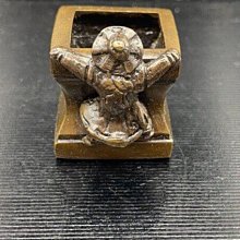 日本唐銅一閑人蓋置銅蓋置茶道具【規格】長寬各3厘米【三旗百匯