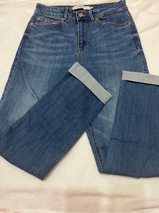 （全新）vero moda 刷破洞牛仔褲（28腰）