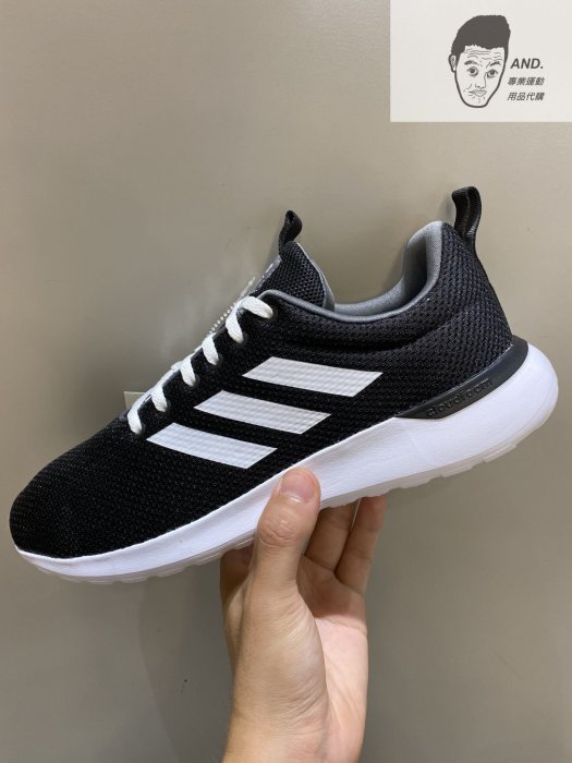 ee8138 adidas