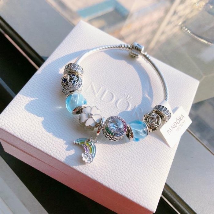 Pandora潘朵拉 彩虹與雲925純銀琺瑯吊飾墜飾串珠串飾 附原廠禮盒禮袋 垂墜粉嫩色系彩虹 型號797016ENMX