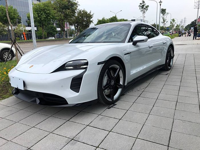 【台北上億】Porsche Taycan Turbo 2021款 白色
