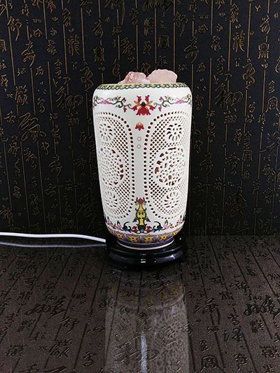 晶麗鹽燈-鏤空陶瓷創意造型鹽燈 夜燈 床頭燈，兼具: 風水 聚寶盆 招財 旺桃花 開運 化煞 除穢 鎮宅 避邪