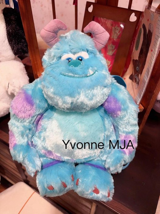 YvonneMJA日本迪士尼樂園限定 怪獸電力公司 毛怪背包娃娃