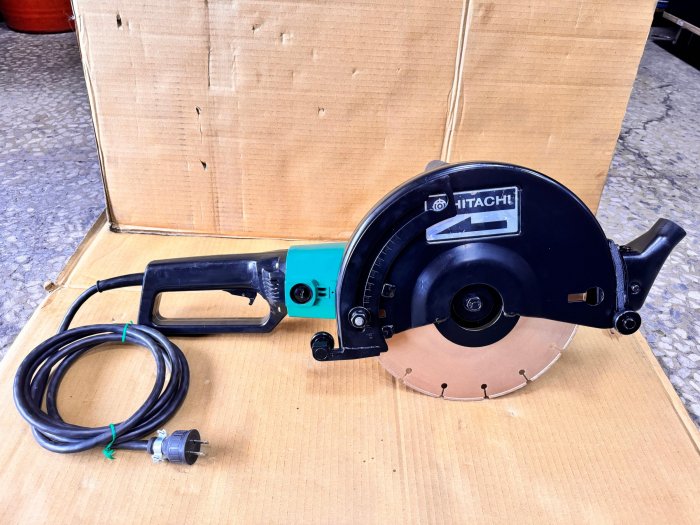 "外匯嚴選" 【附發票】HITACHI 日立 CM11 大理石 切石機 11" 切割機 11吋/中古/二手/日本原裝 附原裝鑽石鋸片