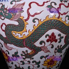 大明宣德年製　五彩描金 梅瓶 龍文 琺瑯彩 壺 骨董品 古美術品　 旧家蔵出し 大明宣德年制五彩龍紋梅瓶，高30×21釐米500168 青花五彩琺瑯彩【老窯堂