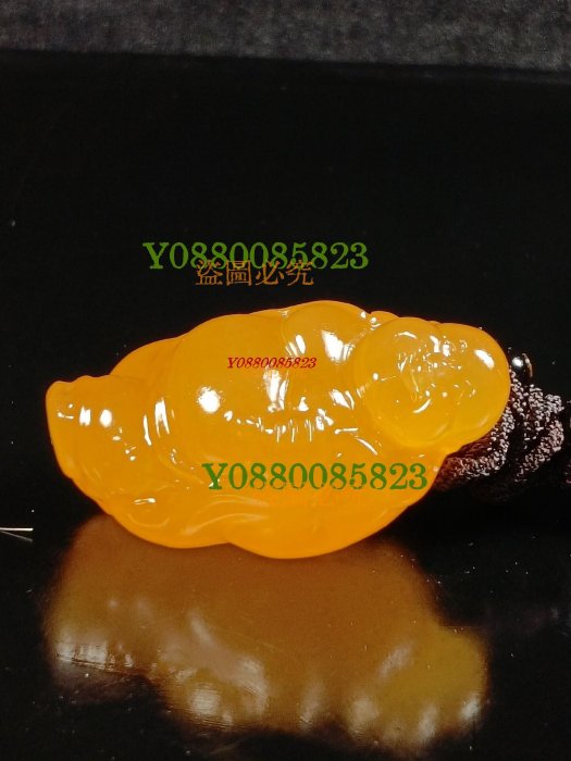 品名:印尼金田黃彌勒佛掛件行情不好做，家中印石。篆刻印章石料壽山石