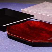 ウ299 盆『塗師　助田宗明』『宝珠盆　朱塗　六角盆　共箱』茶道具　漆塗 ウ299 盆『塗師 助田宗明』『宝珠盆 朱塗 六角盆 共箱』茶道具