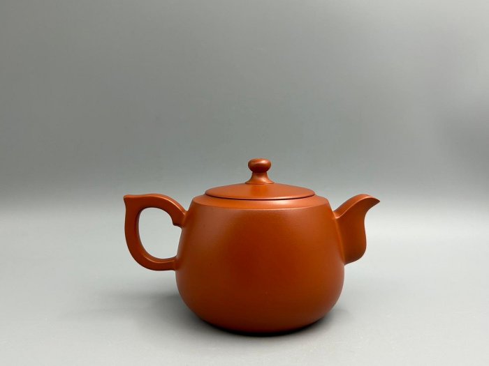 朱泥壺馬超手拉坏茶壺手工茶壺台灣製造茶具台灣作家台灣壺紫砂壺台灣手