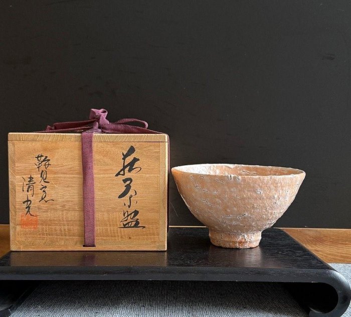 嚴選日本萩燒鞍見窯高見世清光作抹茶碗，全新無損附原盒收藏推薦古早