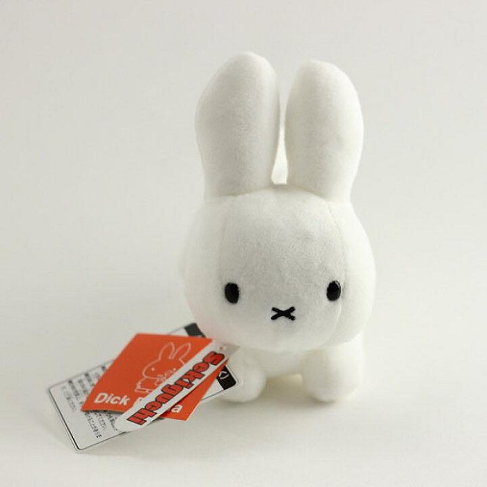 ＊日式雜貨館＊日本限定 米飛兔 MIFFY miffy 米菲趴趴兔絨毛擺飾 米飛兔玩偶 米飛兔S號 15&times;8&times;6cm