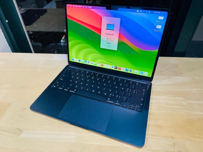 台中 保固2026/2/25 MacBook Air 13吋 M3 24G 512G 英文鍵盤 黑色 A3113