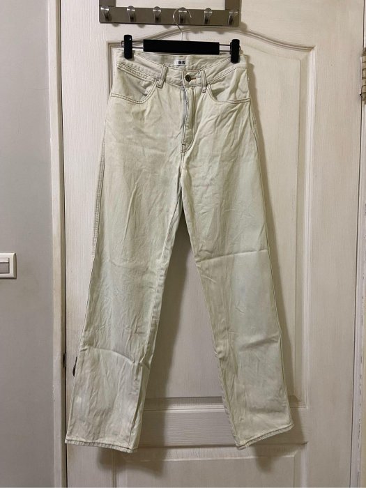 Uniqlo U系列直筒牛仔褲