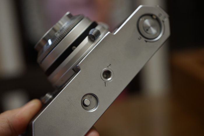 售】經典全機械美機KONICA III搭載Hexanon 48mm f2.0街拍大光圈(附原廠