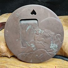 嚴選日本赤間石硯，天然紅褐精美雕刻達摩像，卓越研墨效果實用又具收藏