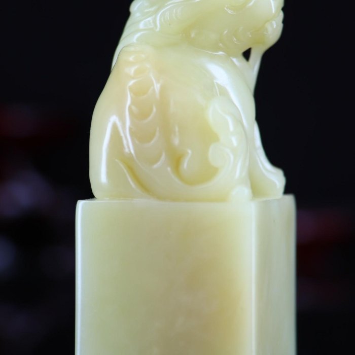 老礦壽山22號礦芙蓉石【題材】古獸【規格】36-36-87 印石原石收藏