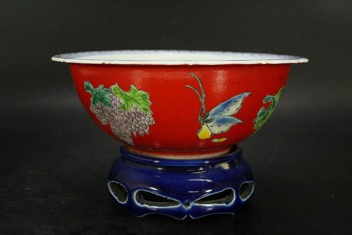 中國美術珊瑚釉花蝶紋瑠璃遊臺φ15cm乾隆年製(LC256) | Yahoo拍賣