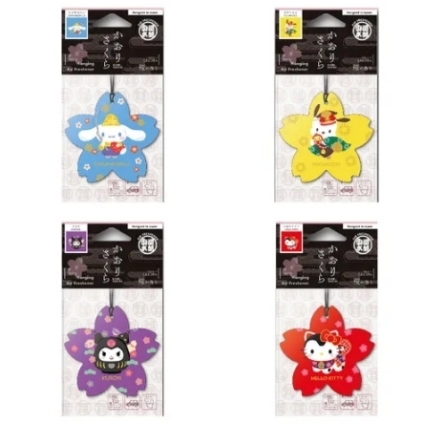 日本直送 Sanrio 櫻花造型芳香吊飾 Kitty 大耳狗 酷洛米 帕恰狗 香氛片 擴香片【南風百貨】