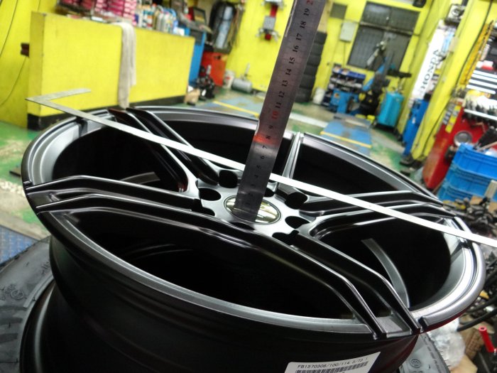 {順加輪胎}GH511 15吋4孔100 7J 黑底車面 深內凹 HALA海拉風 JDM 滑板圈 非8J M6 TE37