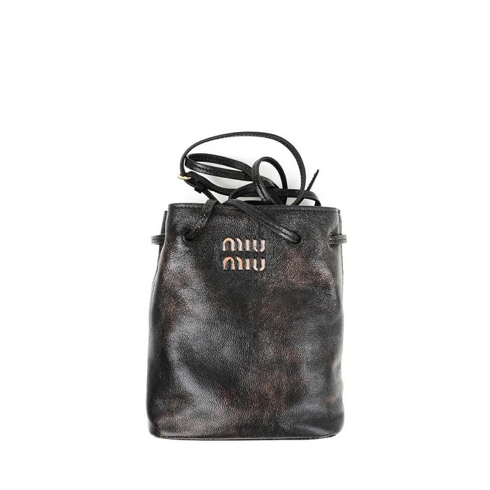 MIUMIU Nappa Leather Pouch 迷你水桶包｜Black 黑色 Nappa 羊皮手提單肩包｜KÉSH 凱仕精品