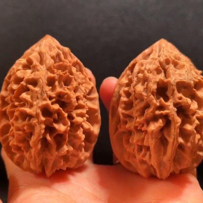 文玩核桃招財鼠核桃九層妖塔58.3g 粉紅皮| Yahoo拍賣
