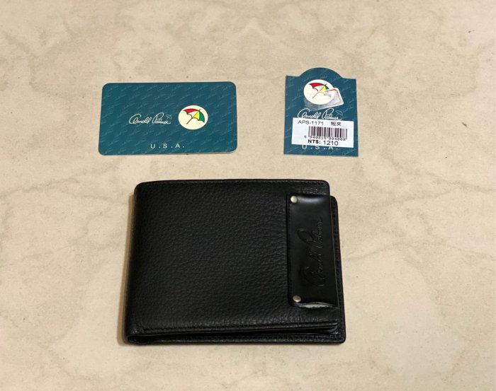 全新男款真皮皮夾，非crocodile.coach.porter.CK