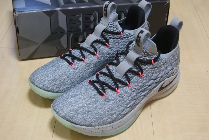 NIKE LEBRON XV LOW EP JAMES詹姆士LBJ15代低筒編織雪花灰粉紅潑墨籃球鞋AO1756-005