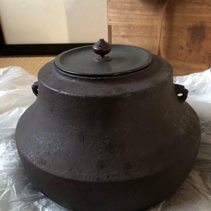 時代　車軸釜　大西定林造　十二代寒雉極付 時代車軸釜大西定林造十二代寒雉極付| Yahoo拍賣