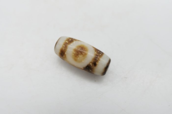 小蔡二手挖寶網) 早期瑪瑙天珠天珠有紋路行家自行鑑定重量約8.64g 商品